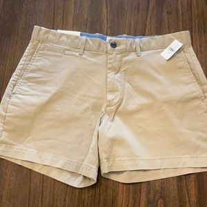 Gap 5 inch inseam shorts NWT